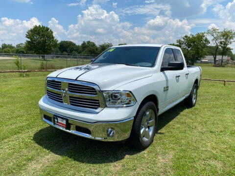 2016 RAM Ram Pickup 1500 for sale at LA PULGA DE AUTOS in Dallas TX