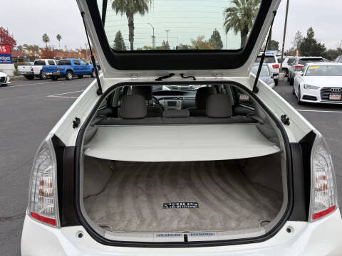 2014 Toyota Prius Plug-in Hybrid