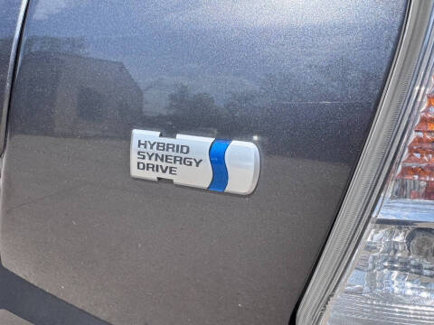2013 Toyota Prius v Five