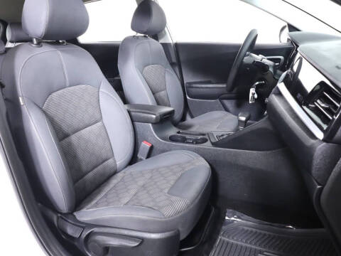 2020 Kia Niro LX