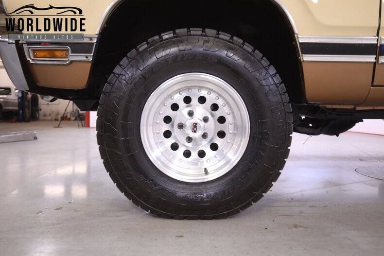 1977 Plymouth Trailduster