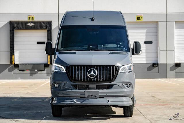 2025 Mercedes-Benz Sprinter 3500XD