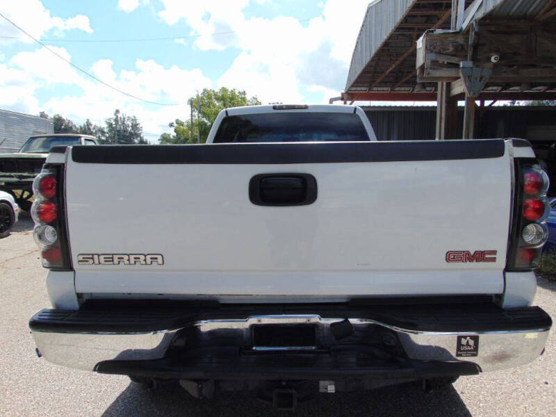 2004 GMC Sierra 2500HD