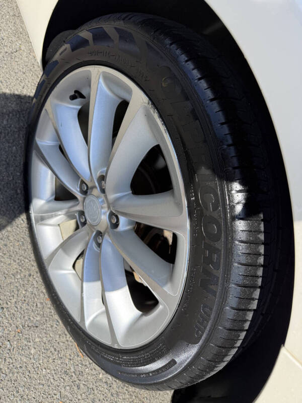 2012 Buick Verano Leather Group