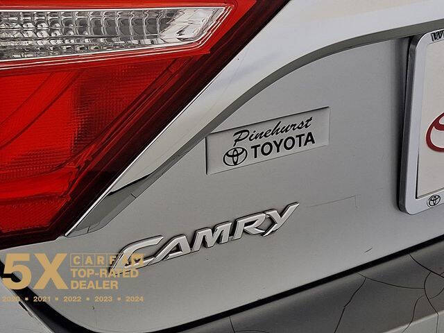 2017 Toyota Camry Hybrid XLE