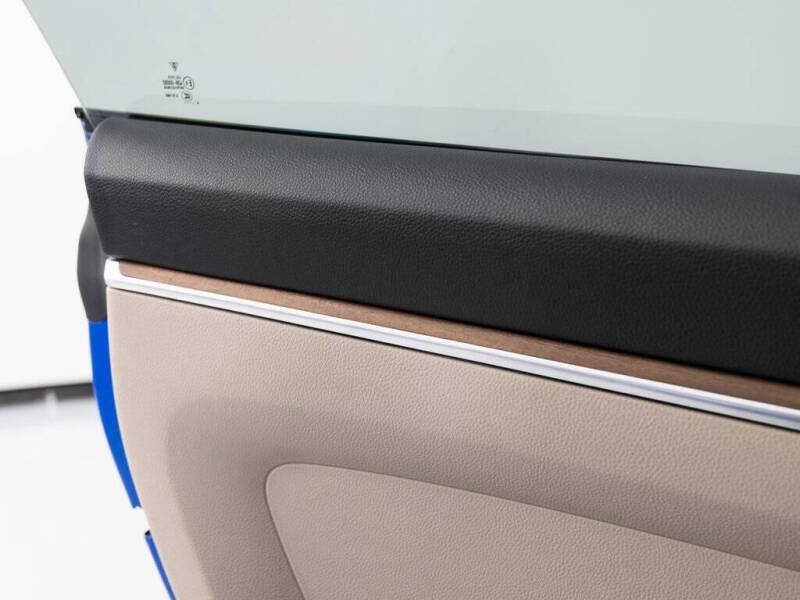 2025 Porsche 911 Carrera