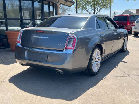 2011 Chrysler 300 Limited