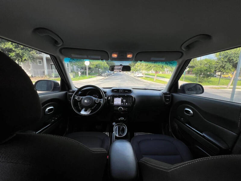 2019 Kia Soul +