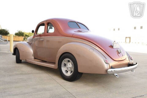 1940 Ford Deluxe