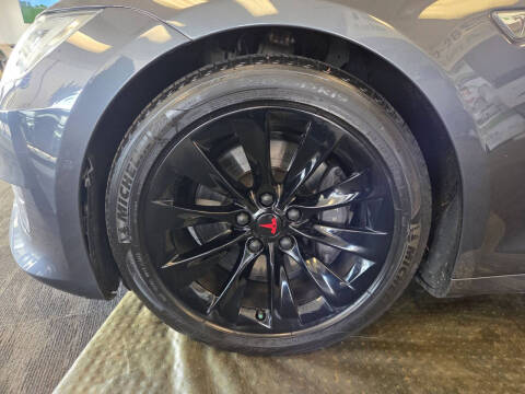 2016 Tesla Model S