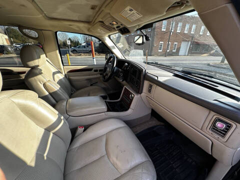 2005 Cadillac Escalade