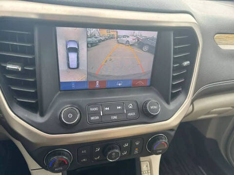 2018 GMC Acadia Denali