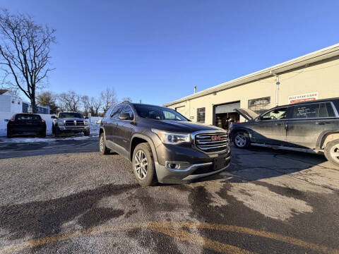 2017 GMC Acadia SLE-2