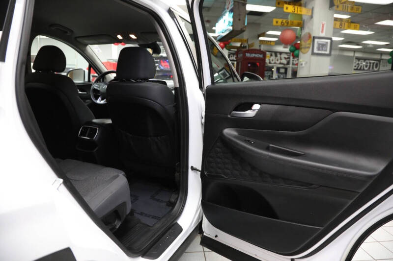 2020 Hyundai Santa Fe SE