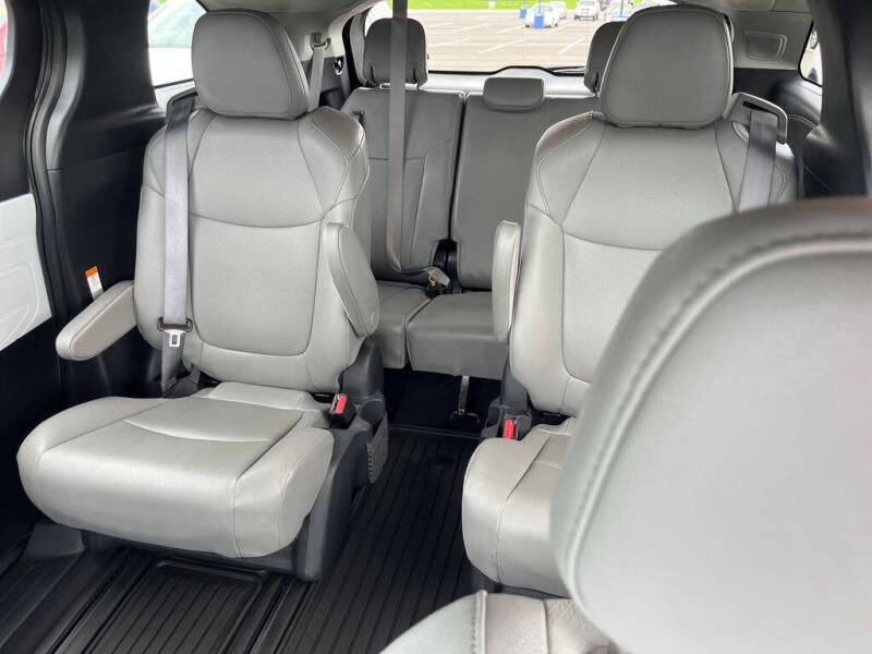 2025 Toyota Sienna