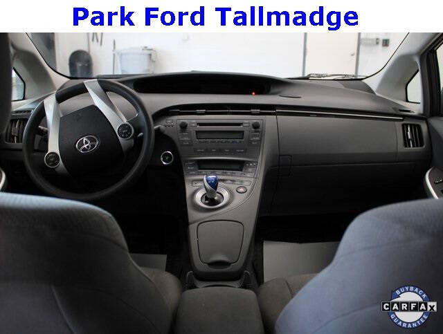 2010 Toyota Prius II