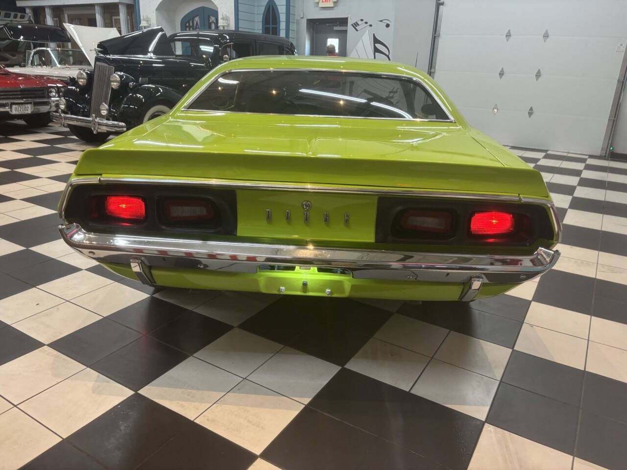 1972 Dodge Challenger 9