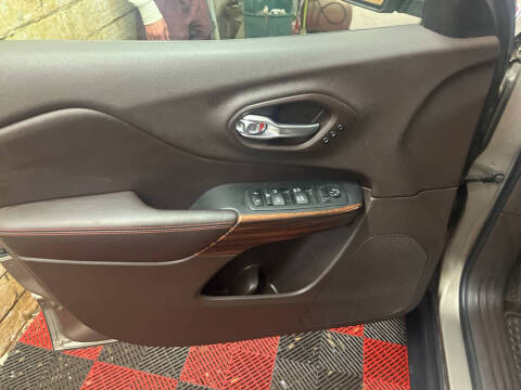 2017 Jeep Cherokee Trailhawk L Plus