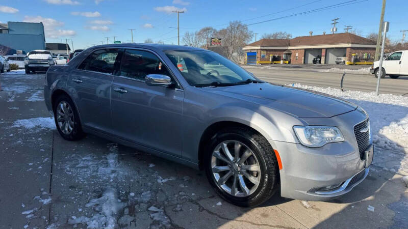 2017 Chrysler 300 C