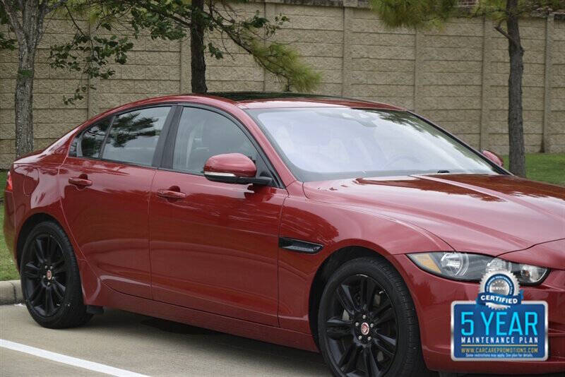 2017 Jaguar XE 25t Prestige