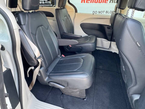 2018 Chrysler Pacifica Touring L