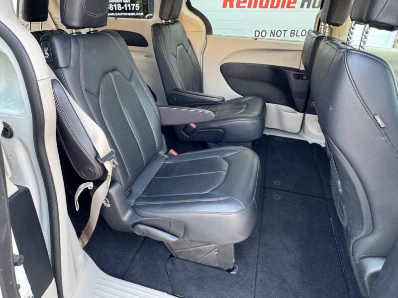 2018 Chrysler Pacifica Touring L