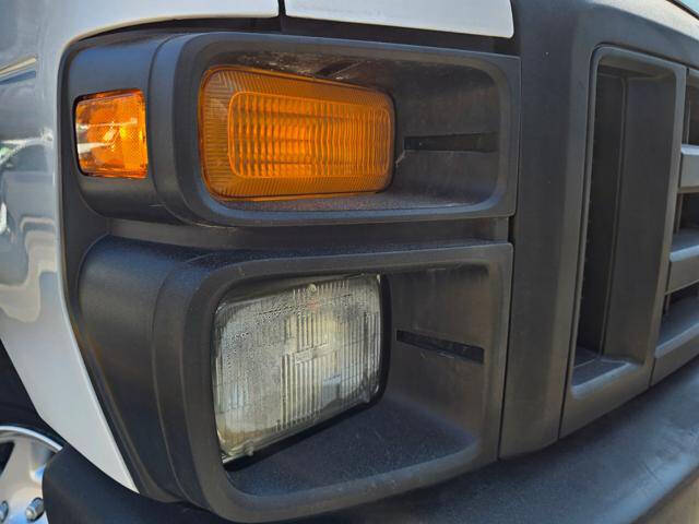 2012 Ford E-Series E-350 SD