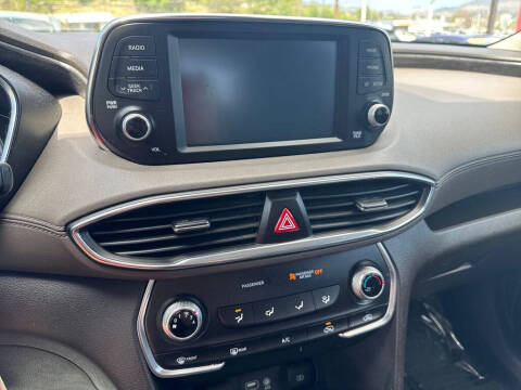 2019 Hyundai Santa Fe SE 2.4L