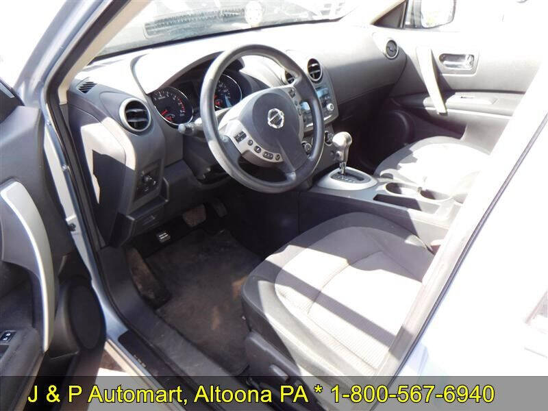 2011 Nissan Rogue S