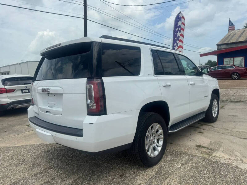 2017 GMC Yukon SLT