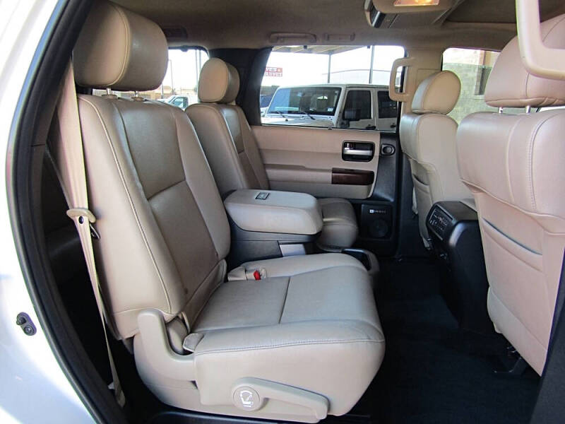 2014 Toyota Sequoia Platinum