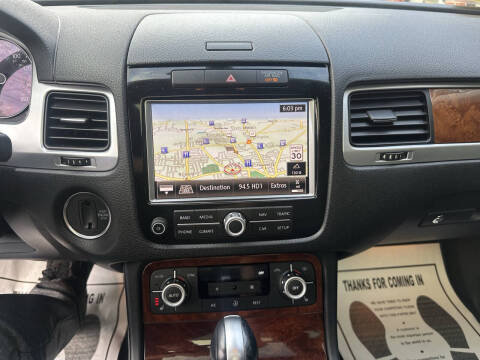 2014 Volkswagen Touareg V6 Lux