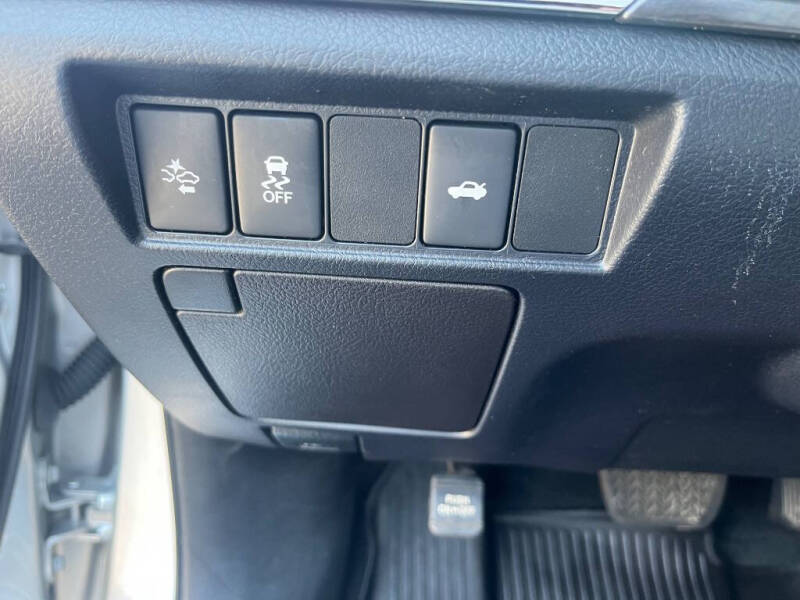 2018 Toyota Avalon XLE