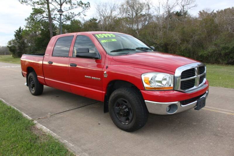 2006 Dodge Ram 3500 for sale at Clear Lake Auto World in League City TX