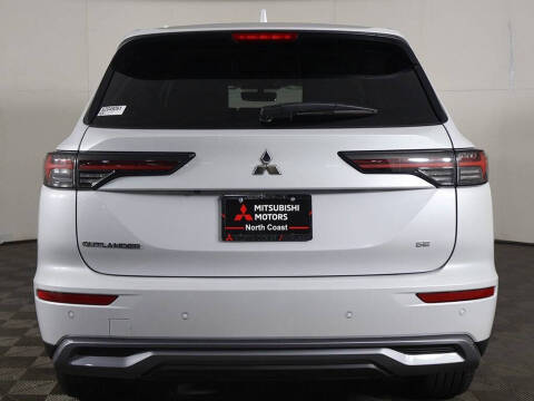 2025 Mitsubishi Outlander SE