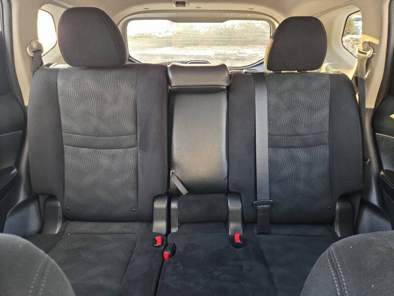 2015 Nissan Rogue SV