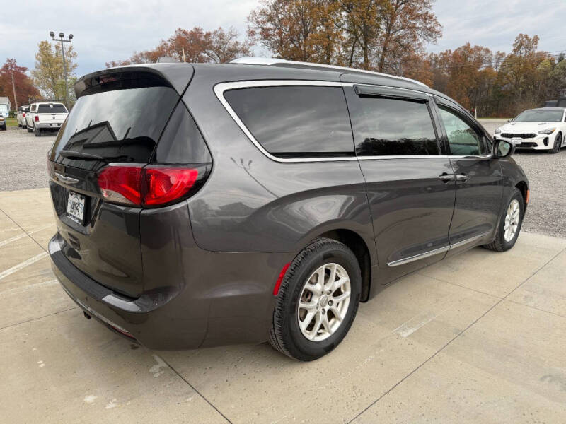 2020 Chrysler Pacifica Touring L