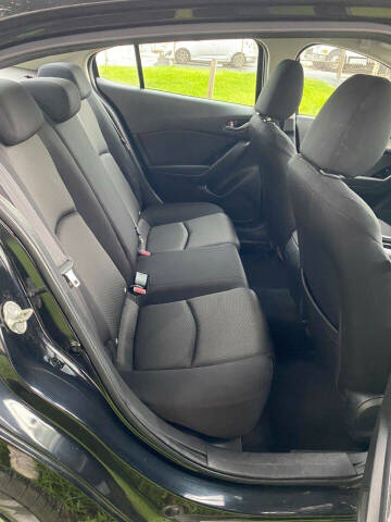 2017 Mazda MAZDA3 Sport