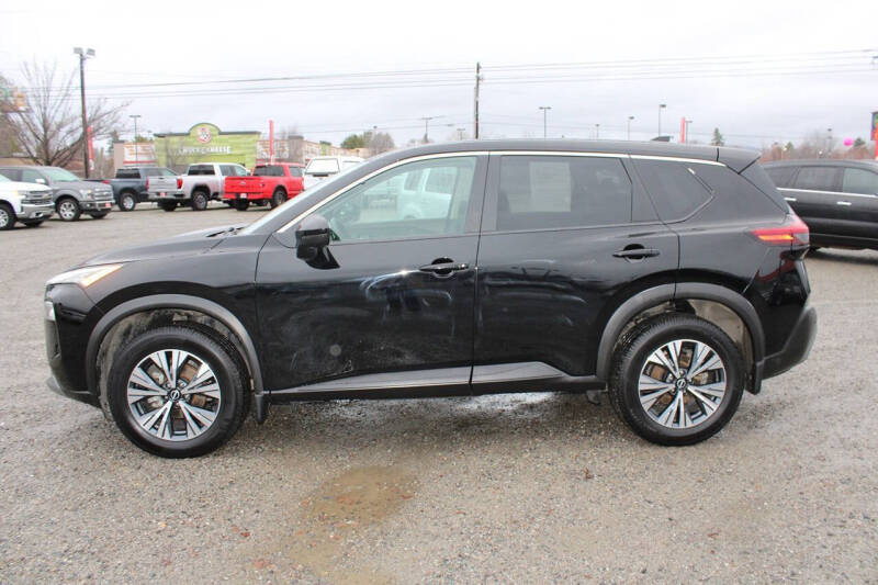 2022 Nissan Rogue SV