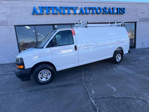 2025 Chevrolet Express 2500