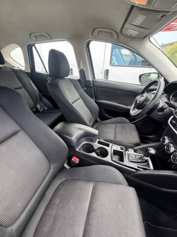 2016 Mazda CX-5 Sport