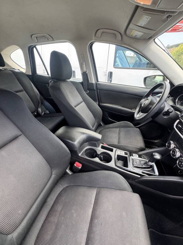 2016 Mazda CX-5 Sport
