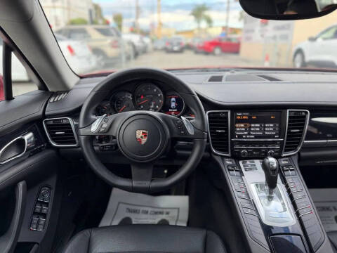 2011 Porsche Panamera