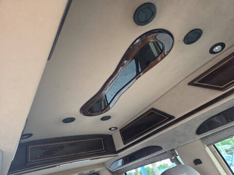 2003 Ford E-Series E-250 SD