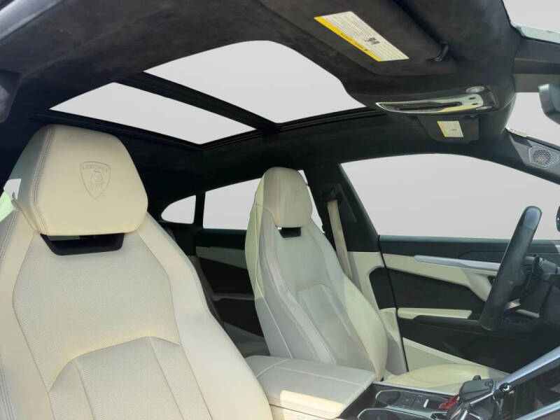 2019 Lamborghini Urus