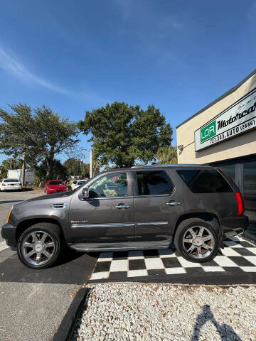 2011 Cadillac Escalade Luxury