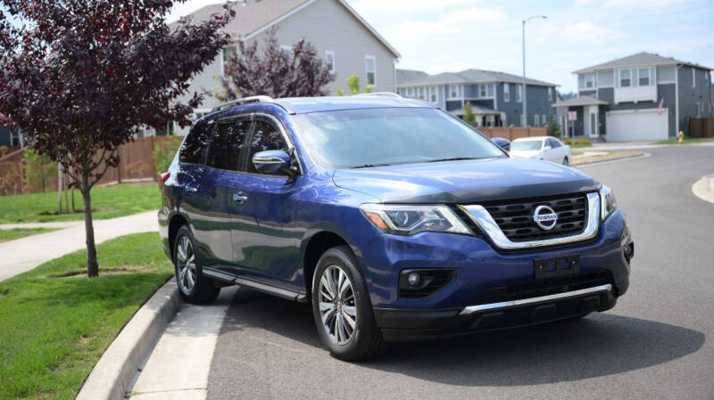 2020 Nissan Pathfinder SL