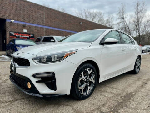 2019 Kia Forte for sale at Whi-Con Auto Brokers in Shakopee MN