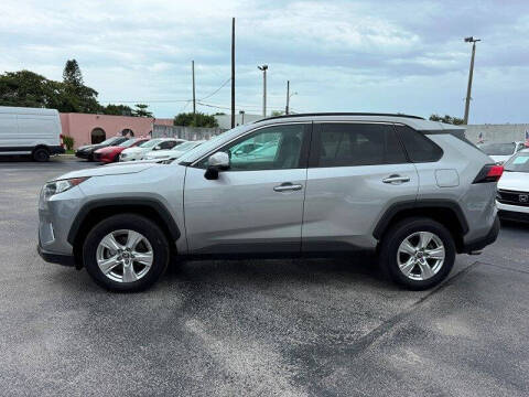 2021 Toyota RAV4 XLE