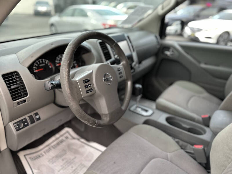 2020 Nissan Frontier SV